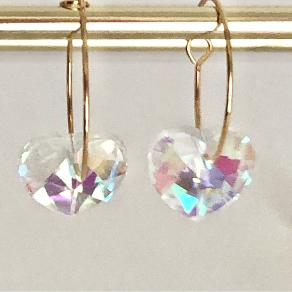 New Handmade Sparkling Dangling Crystal Heart Hoop Earrings Lightweight Elegant - Picture 4 of 8